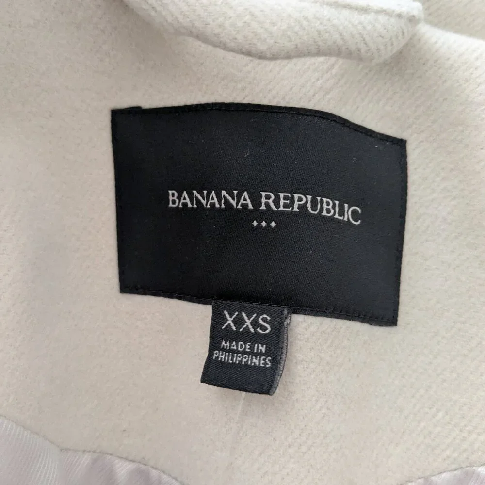 Banana Republic Classic Coat - Cream - NWT - Picture 8 of 8